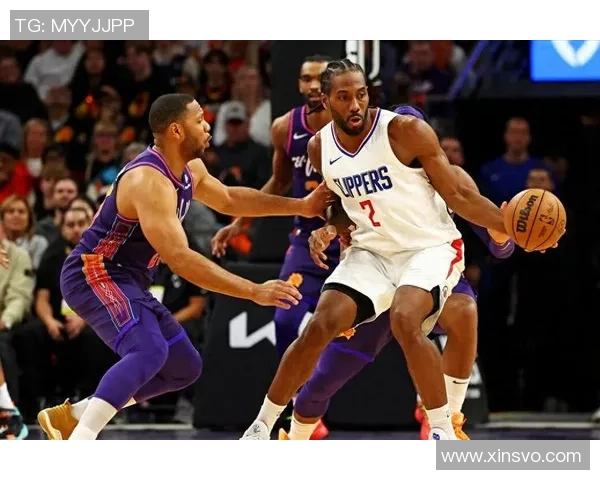 勇士与快船激战第四节精彩瞬间回顾与分析