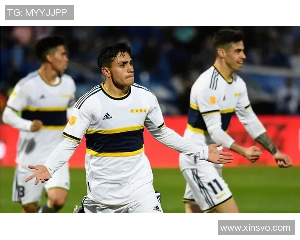 戈多伊克鲁斯对阵水晶体育比赛结果分析与精彩瞬间回顾